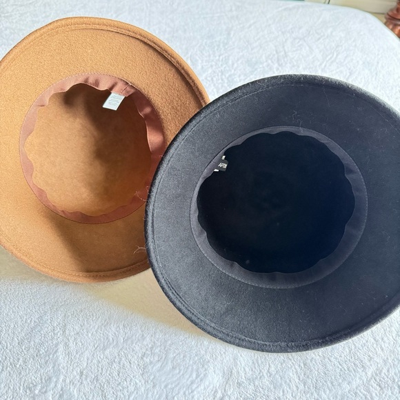 2 women’s hat Bowler Vintage style
Wool Felt one size Apt 9 - Picture 4 of 9